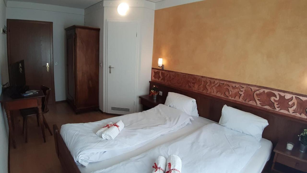 Hotel Post Cunter Biancardi Savognin Exteriör bild