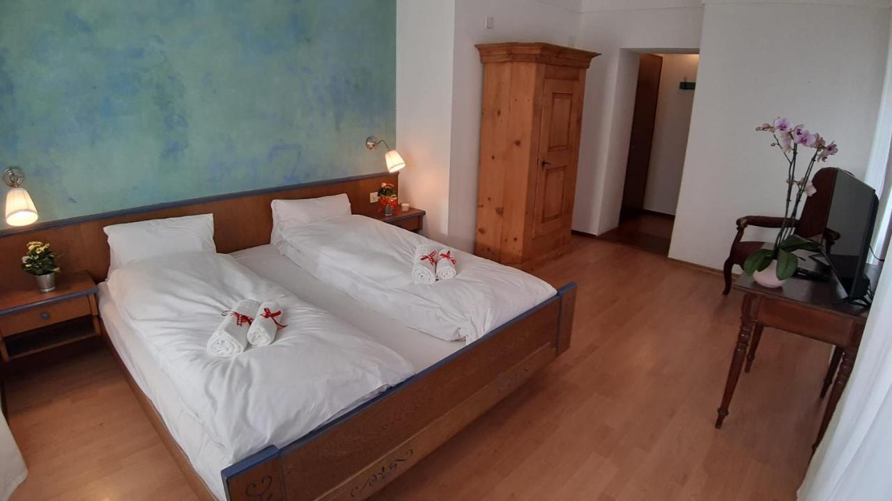 Hotel Post Cunter Biancardi Savognin Exteriör bild