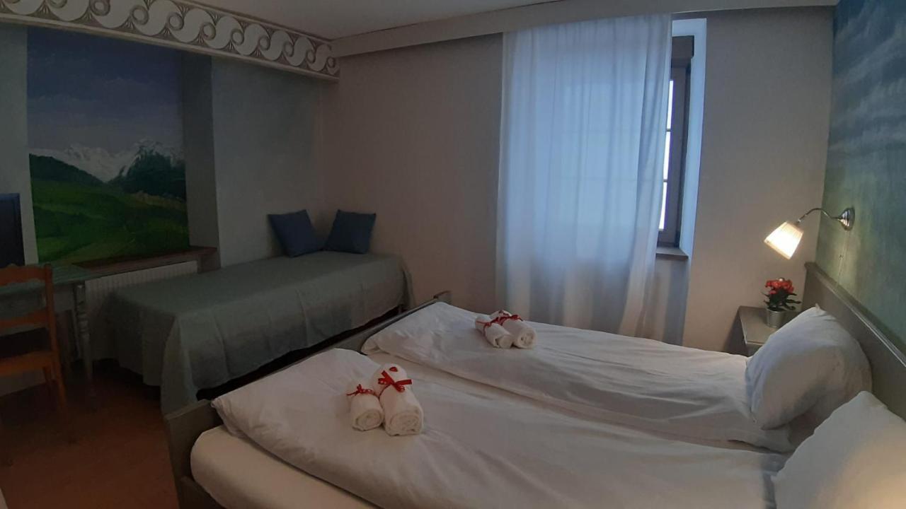 Hotel Post Cunter Biancardi Savognin Exteriör bild