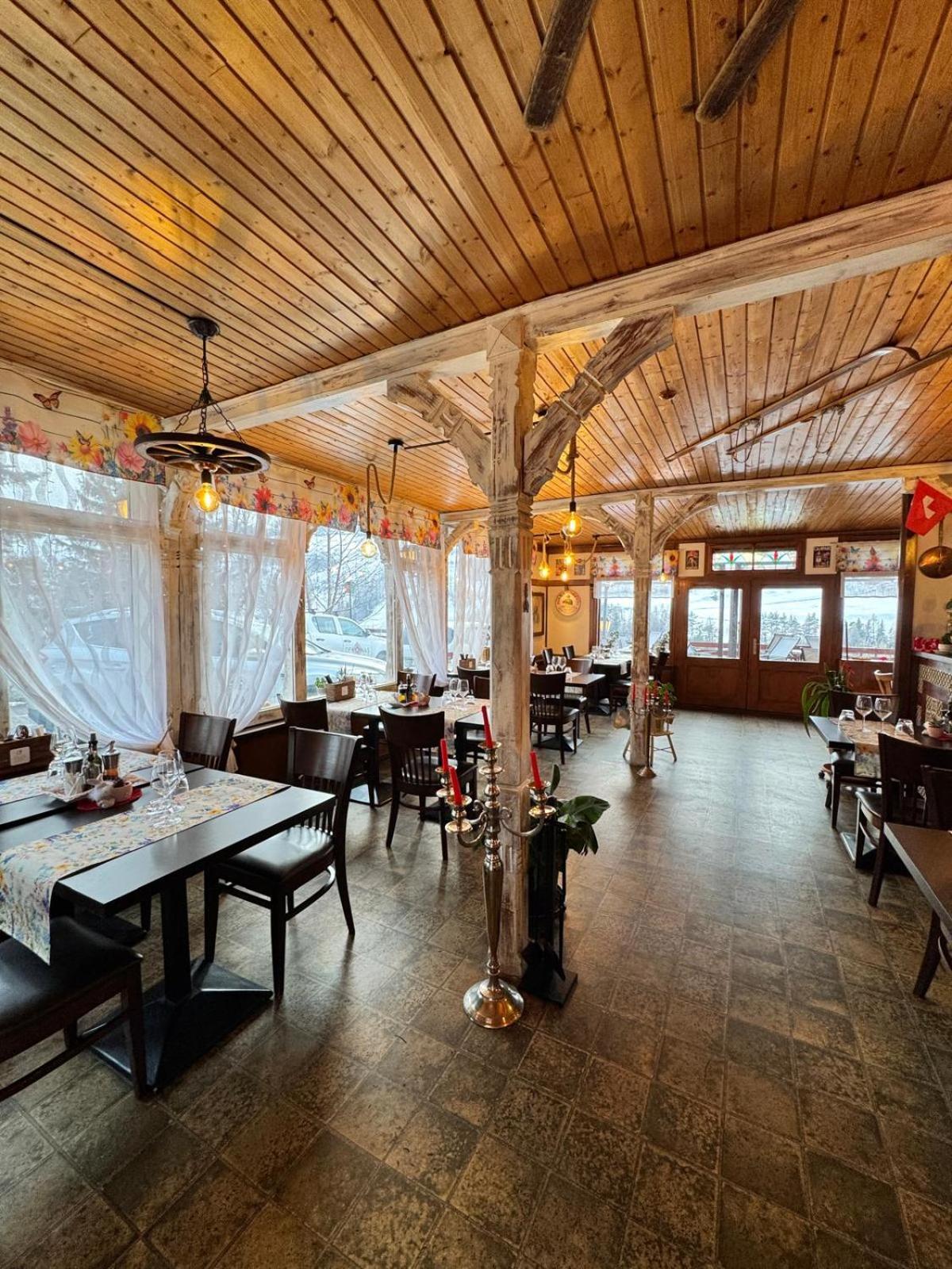 Hotel Post Cunter Biancardi Savognin Exteriör bild
