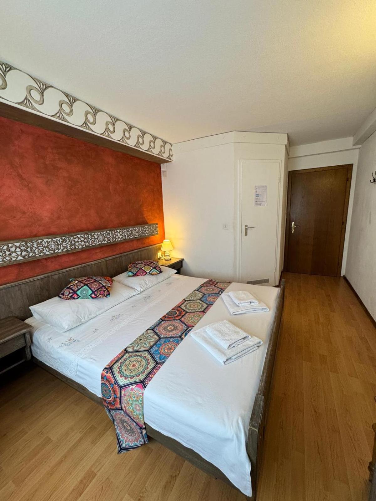 Hotel Post Cunter Biancardi Savognin Exteriör bild