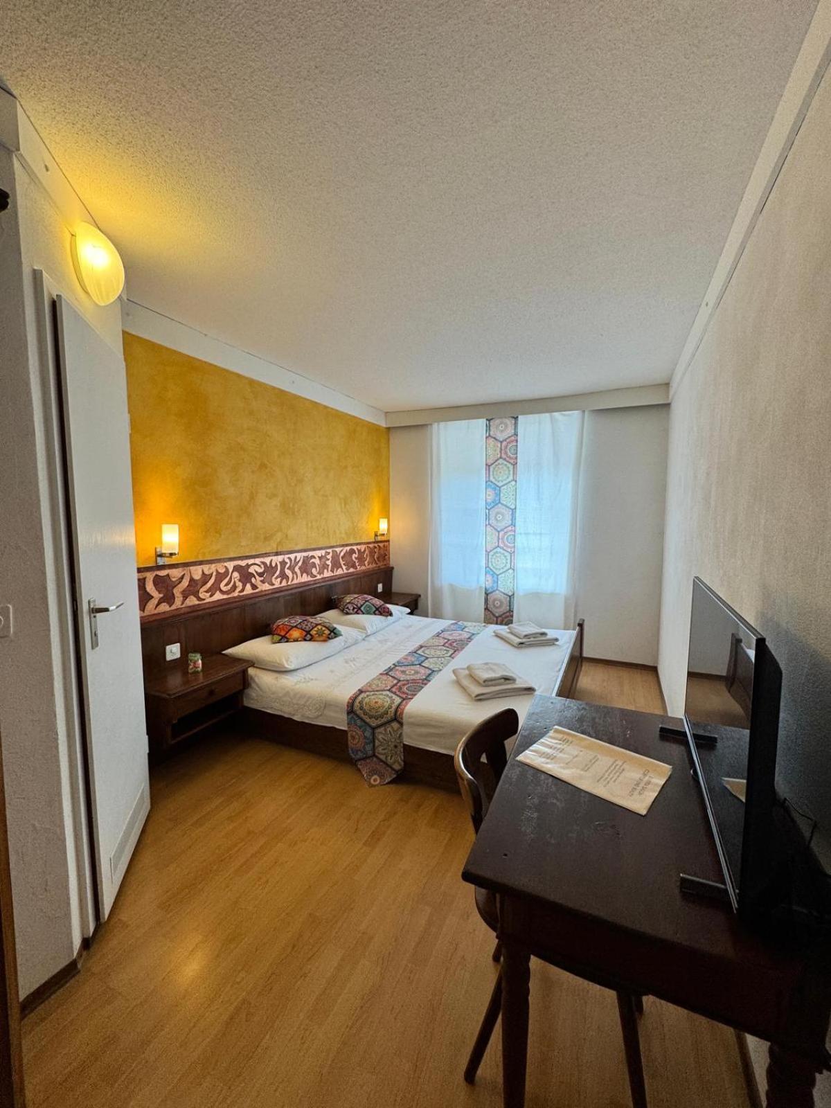 Hotel Post Cunter Biancardi Savognin Exteriör bild